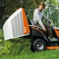 traktor STIHL kosz na trawę.jpg